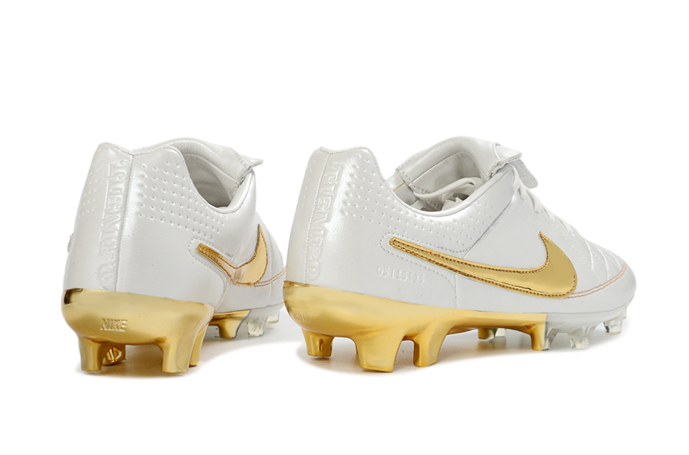 Nike Tiempo Legend R10 “Touch of Gold” Elite FG