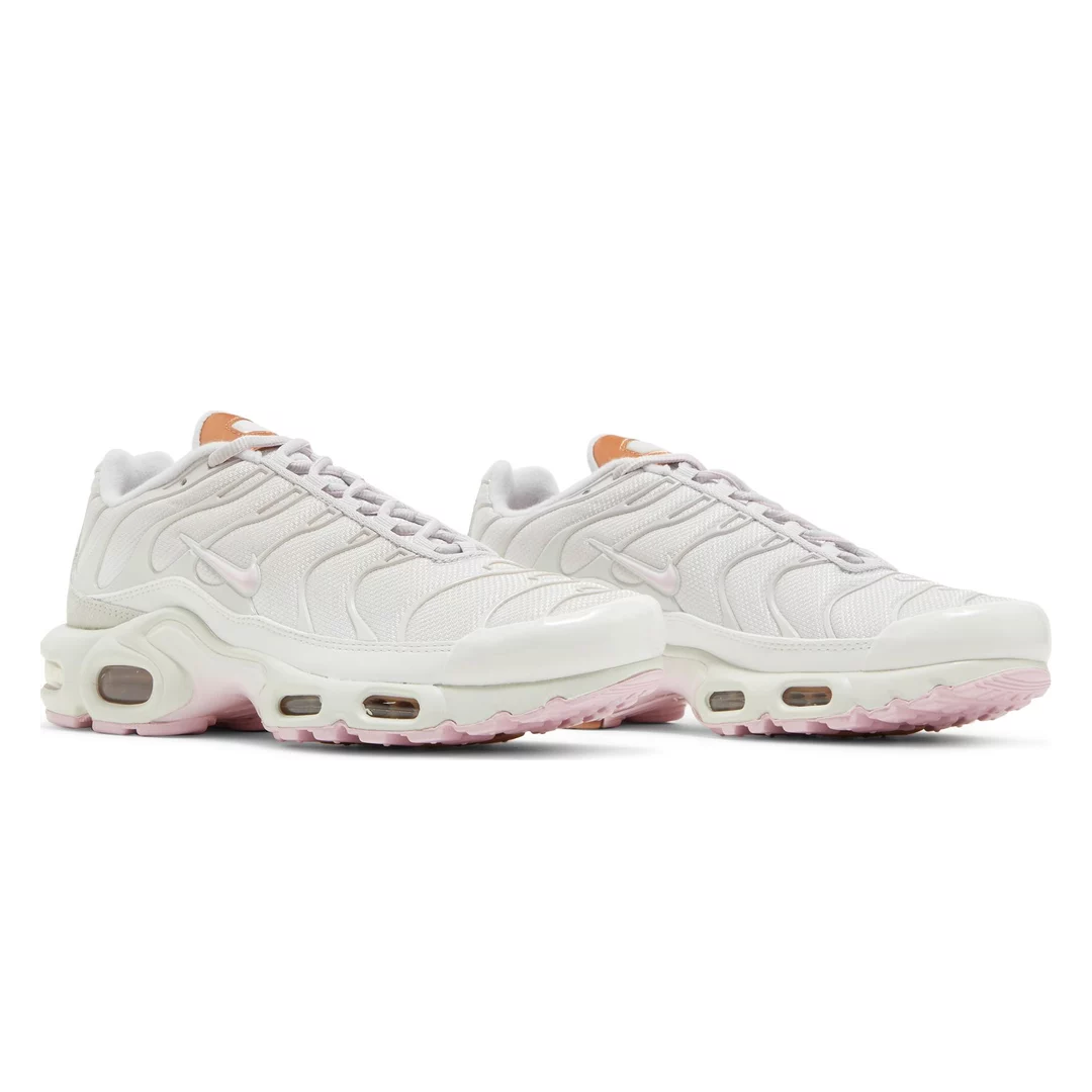 Women's Nike Air Max Plus TN (Vast Grey/Pink Foam)